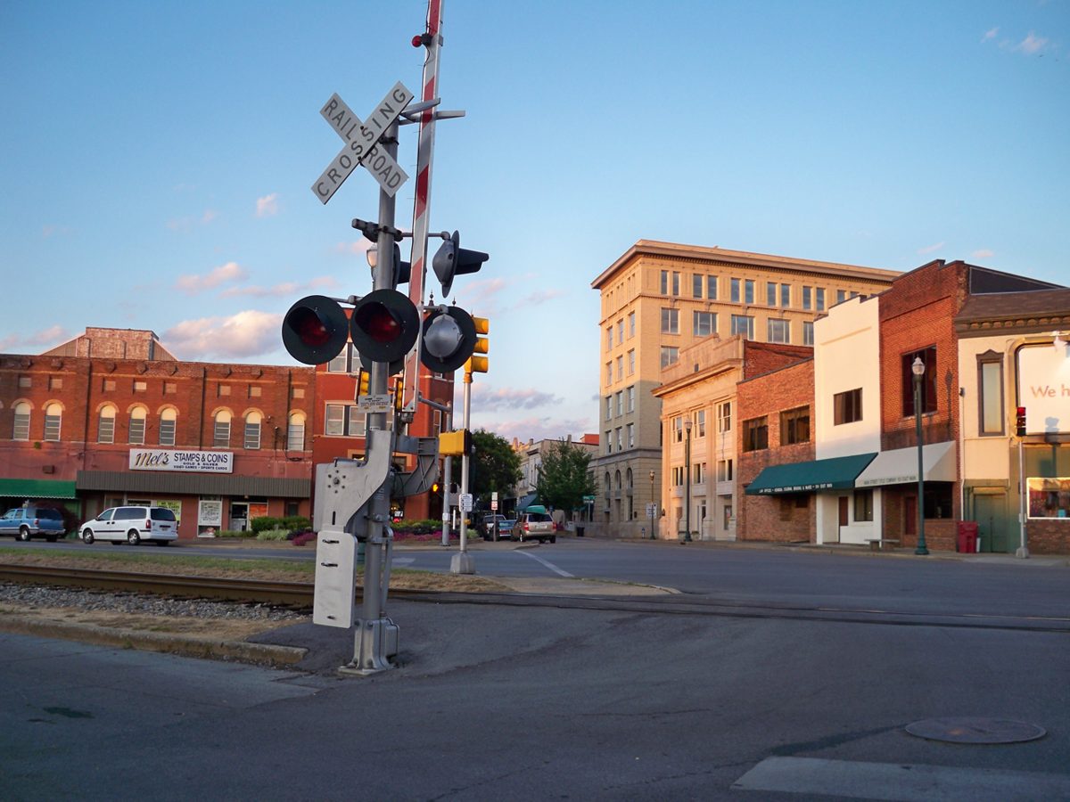 An easterly view down Main Street in downtown Johnson City.