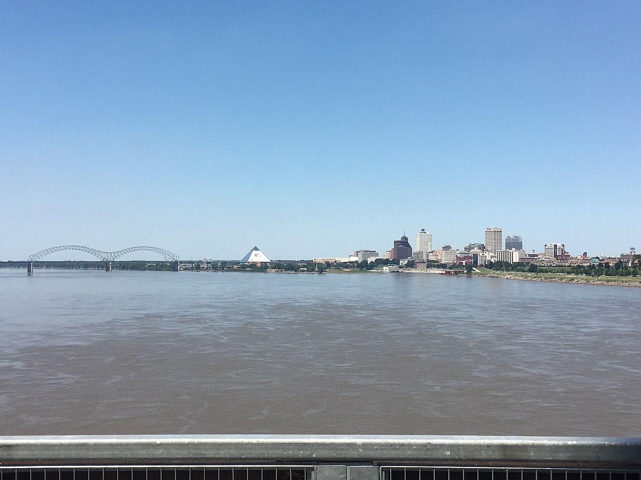 Downtown Memphis on the bluff, seen from the Big River Crossing.